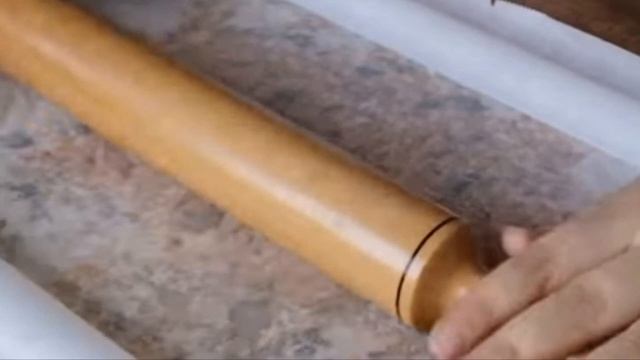 подкрепимся ?варим рис,жарим баклажан, смешиваем,раскатываем,добавляя сухари,жарим,ЕДИМ?חציל מתוגן смотреть онлайн