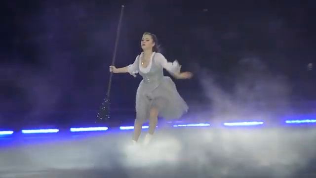 Юлия Липницкая в шоу Золушка 29.12.2019 смотреть онлайн