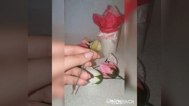 Собираем Бюджетный Букетик из Мыльных Корейских цветов! смотреть онлайн