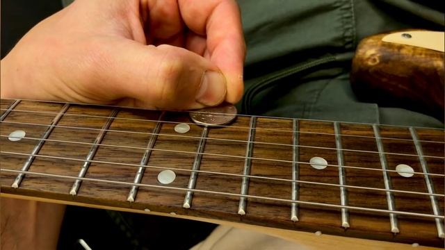 Как настроить высоту струн на электрогитаре смотреть онлайн