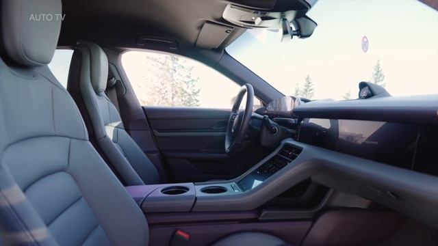 2022 Porsche Taycan Sport Turismo in Frozen Berry Metallic смотреть онлайн