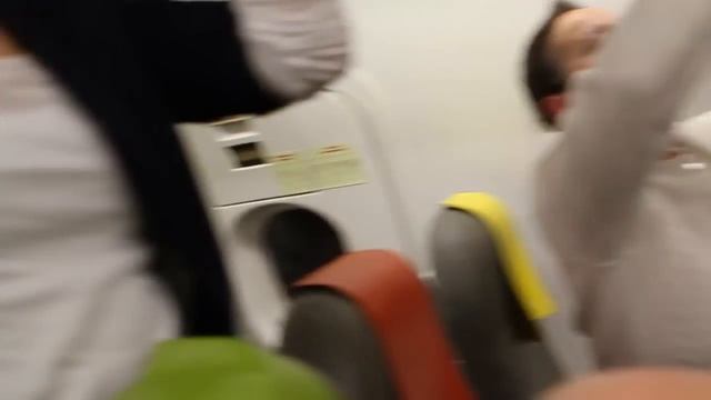 Cristina Hoyos baila @Vueling смотреть онлайн