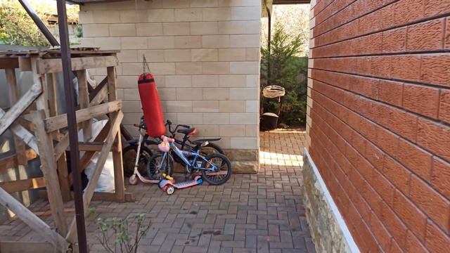 Отличный новый дом в центре станицы Северская. Баня, навес, теплица, терраса. Рядом море и Краснода смотреть онлайн