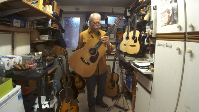 Acoustic Guitars Loudness or Projection смотреть онлайн