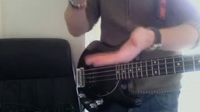Bass Lesson: Pink Floyd: Money (Part one) смотреть онлайн