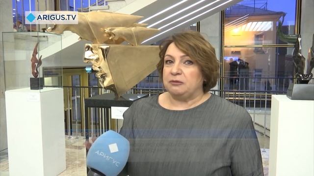 «Бурятия – особый мир»: Москвичи оценили уникальную выставку смотреть онлайн