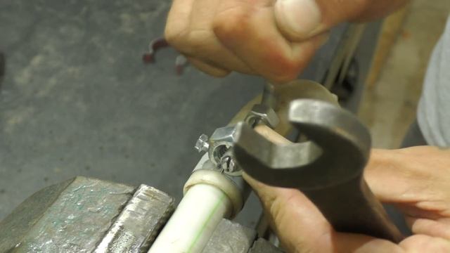 универсальный хомут если нет под рукой нужного смотреть онлайн