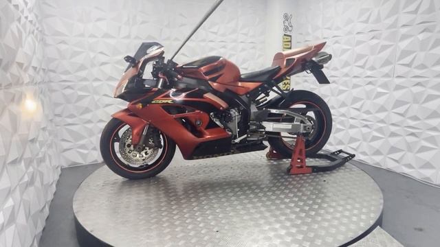 2005 Honda CBR1000rr With Akrapovic Exhaust L WWW.ADAMBIKES.CO.UK