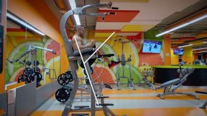 Пресс на брусьях техника выполнения или как убрать низ живота