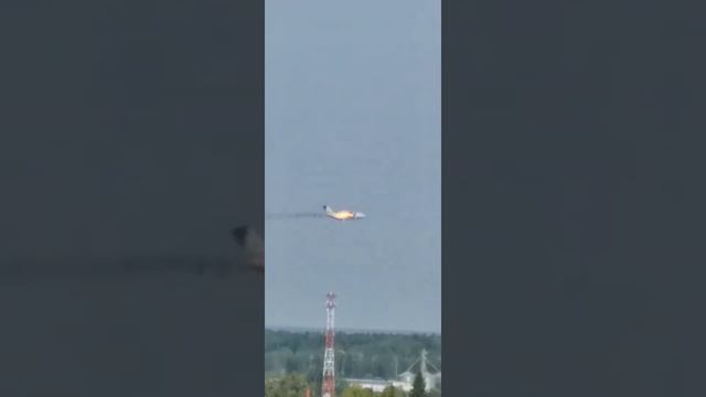 Под Москвой упал самолёт ИЛ-122 и взорвался 17 августа 2021 смотреть онлайн