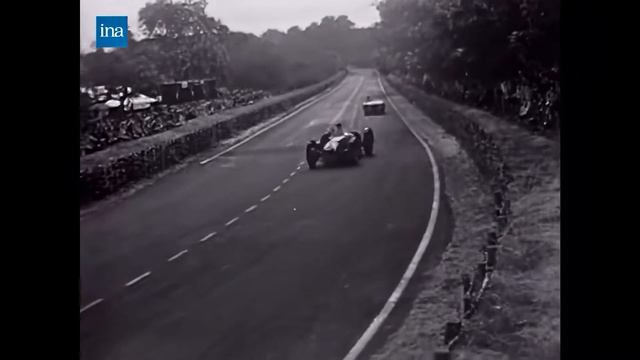 Upscaled to HD 60FPS - Louis Rosier wins the 1950 Le Mans race driving a record 23h30mins! смотреть онлайн