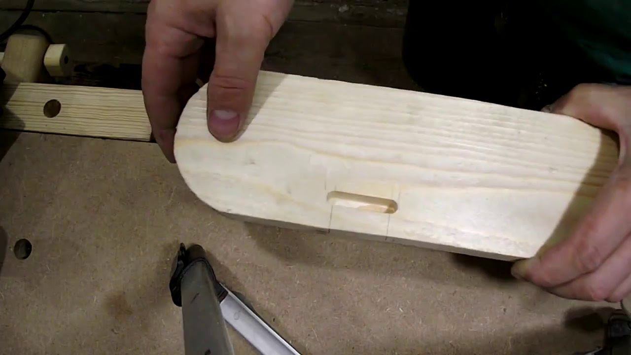 Как делать пазы с помощью самодельного присадочного фрезера смотреть онлайн