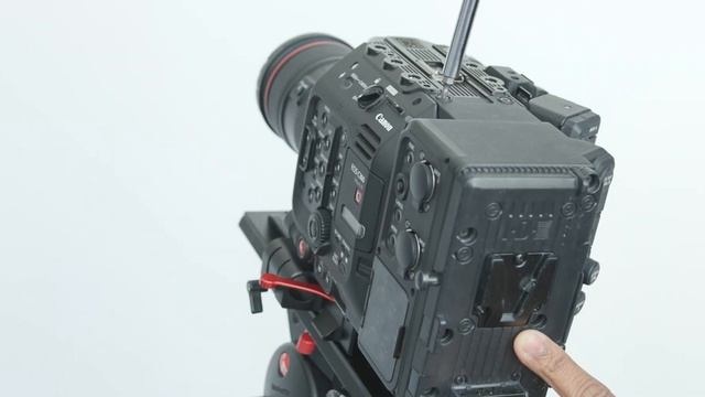 The Ultimate Documentary Camera Rig | Canon C300 Mark III смотреть онлайн