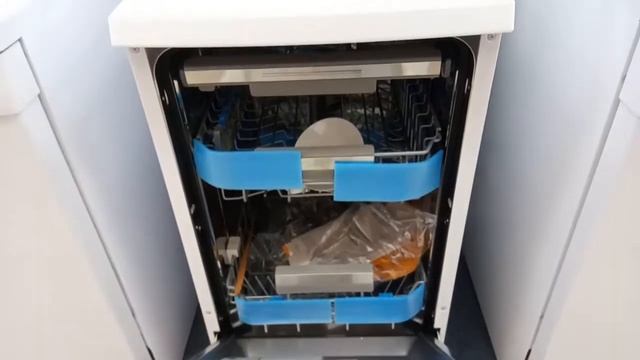Посудомойка Midea MFD45S370W смотреть онлайн