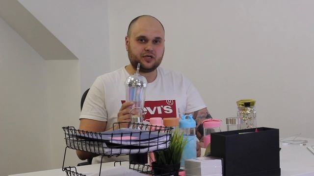 Бутылочки и тамблеры оптом от поставщика iLikeGift смотреть онлайн