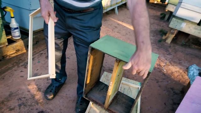 Пасека #56 Как хранить запасных маток в зиму ? Гарантия около 100%.Пасека.Пчеловодство смотреть онлайн