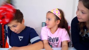 Аминка НЕ ХОЧЕТ ДРУЖИТЬ с НОВЕНЬКИМ! Кого ПРИВЕЛ Камиль? ДЕВЧОНКИ ПРОТИВ