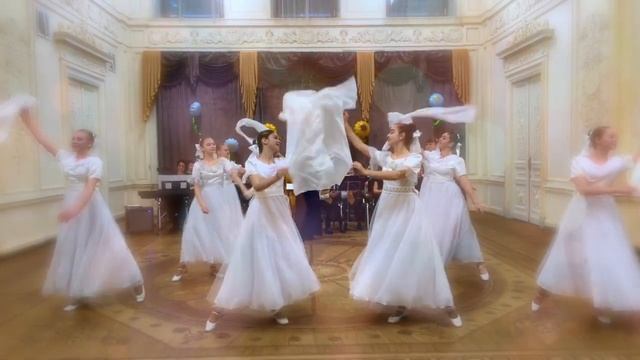 Поздравление с Международным женским днем 8 марта от Ансамбля им. С.О. Дунаевского смотреть онлайн
