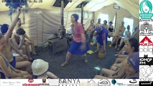 Юлия Аляска, Евгения Моисеева: Интерактивное парение "Выгул Красного Коня"