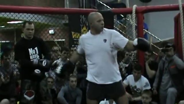Федор Емельяненко (GnP by Fedor). Ударная техника в партере. Часть 1 смотреть онлайн