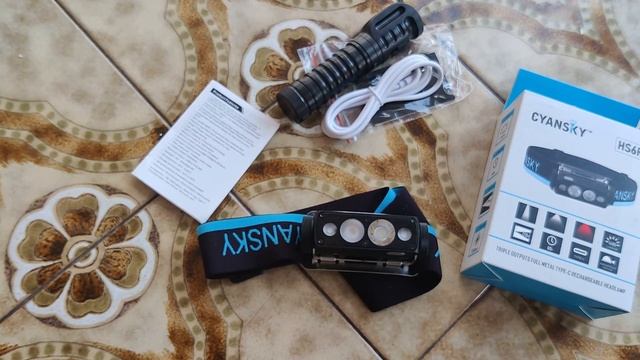 Обзор налобного фонаря Cyansky HS6R - теплый разделенный свет, зарядка type-c смотреть онлайн