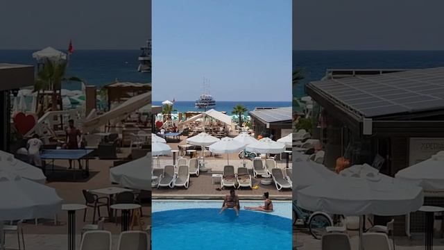 Такие кораблики приходят на пляж Клеопатра, отель Xperia Saray! смотреть онлайн