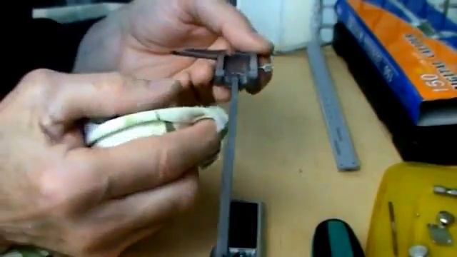 Электронный штангенциркуль-что внутри?