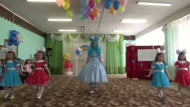 Выход Мальвины смотреть онлайн