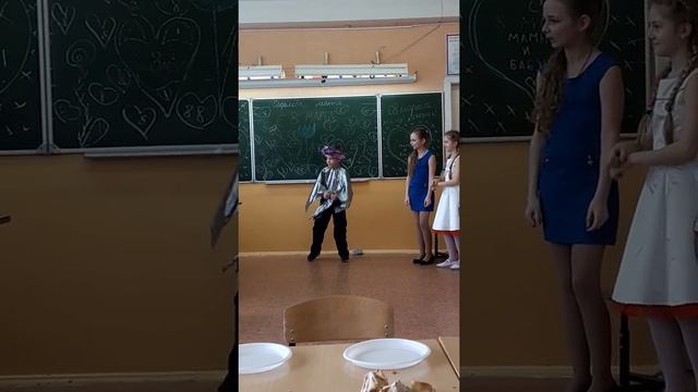 РЖАЧНАЯ СКАЗКА!!!!ТРИ ДЕВИЦЫ ПОД ОКНОМ!!! смотреть онлайн