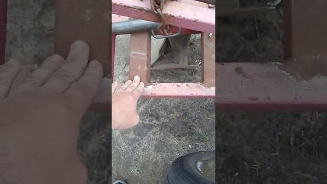 опорне колесо від автомобіля на плугу смотреть онлайн