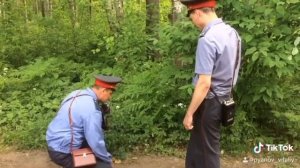 " Охота на певицу".