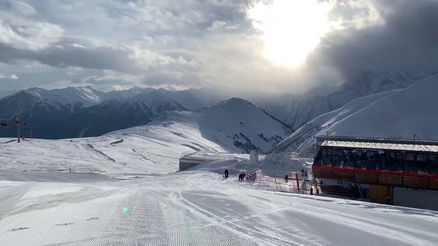 Горнолыжный курорт Архыз 2022. Отличные трассы. Сногсшибательная природа. смотреть онлайн