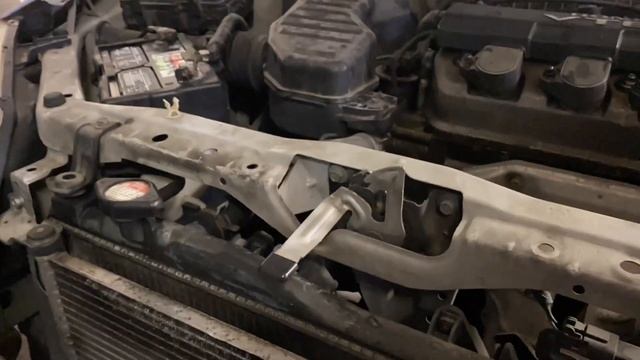Fixing my Junkyard EM2 Civic's BIGGEST problem... смотреть онлайн