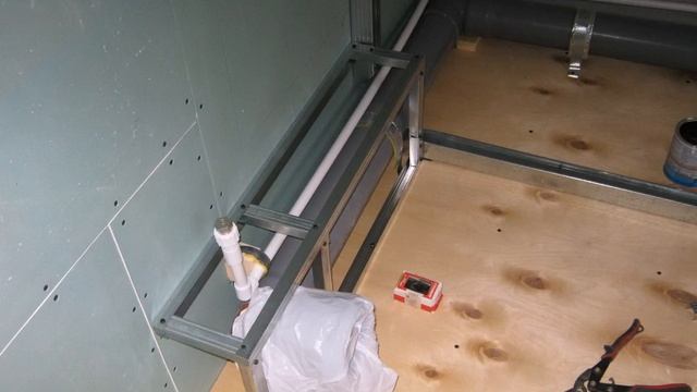 как закрыть трубы пластиковыми панелями каркссвоими руками смотреть онлайн