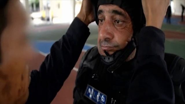 Singapore Police Force \\ Police Tactical Unit \\ Public Order Training смотреть онлайн