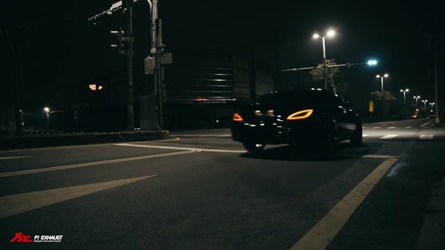 Mercedes-Benz CLS400 x Fi Exhaust - INSANE Acceleration - Brutal gentleman !!! смотреть онлайн