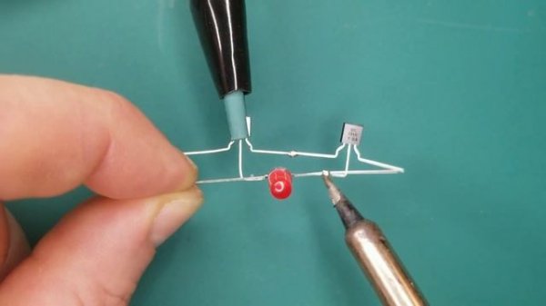 DIY hidden wiring detector. Детектор скрытой проводки своими руками.