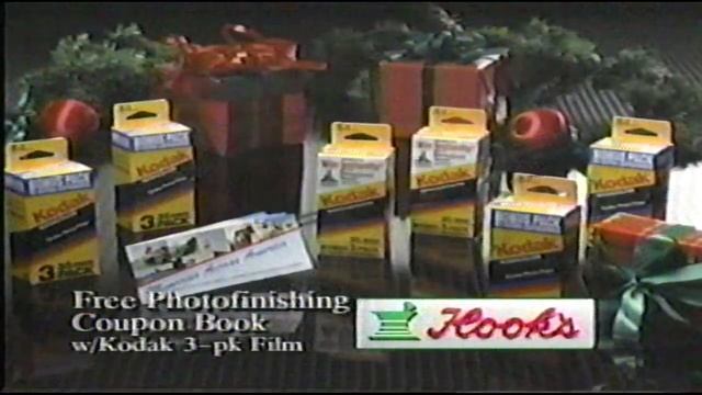 Hook's Drug Store Christmas Sale Commercial (1990) смотреть онлайн