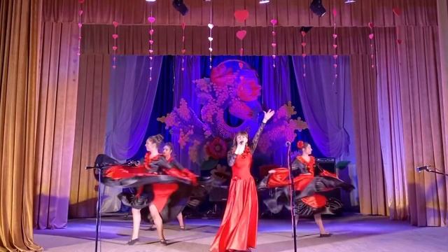 Елена Романчук «Танцуй красивая», танцевальный коллектив «Феникс», Братский РДК 07.03.21 г. смотреть онлайн