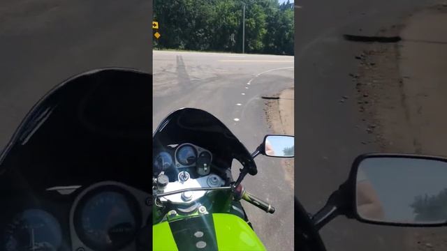 Kawasaki Ninja Rip ZX7R смотреть онлайн
