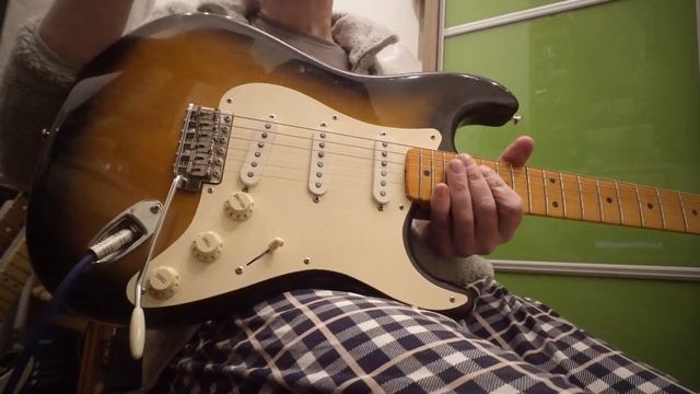Струнодер 3.0 — Fender Eric Johnson Stratocaster смотреть онлайн