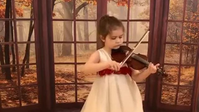VIOLIN - Clown Dance ~ (4yrs old) смотреть онлайн