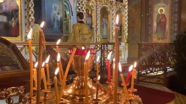 Рождественское богослужение в Свято - Троицком Соборе 2022 / Christmas in the Trinity Cathedral 202 смотреть онлайн