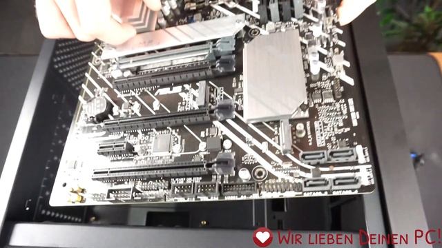MEMORY PC / Getting Solved - Einbau Mainboard #wirliebendeinenPC смотреть онлайн