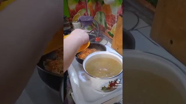 суп с фрикадельками