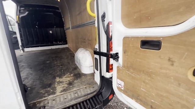 DS16HWD 2016 RENAULT MASTER LWB DIESEL FWD LM35 ENERGY dCi 135 Business Medium Roof Van смотреть онлайн