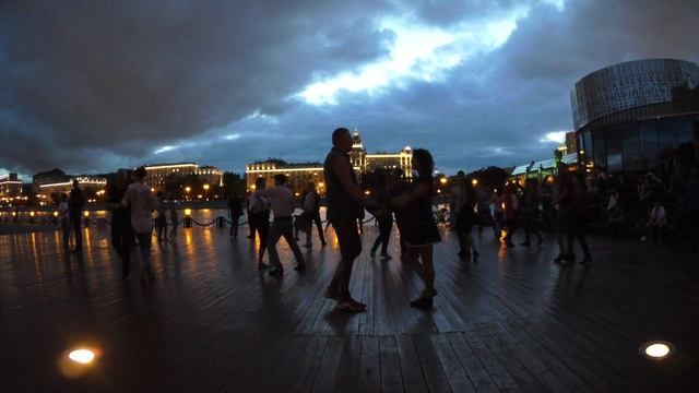 2021-06-29 (10) 21-44 Танцы ХОЭ АКРО VicIVA + ВалеСТАР Парк Горького хастл смотреть онлайн