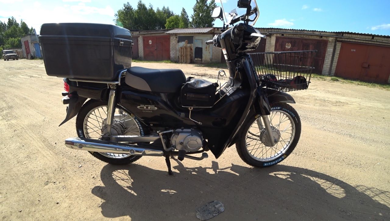 HONDA SUPER CUB & Michelin Anakee STREET RF (TT) 2.75/0 R17 47P смотреть онлайн