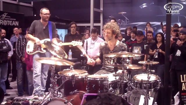 Amazing JoJo Mayer Live Performance at the Sonor Booth NAMM 2013 смотреть онлайн