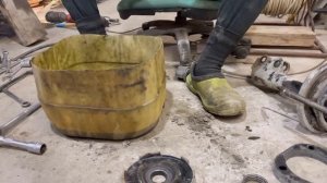 Замена пыльников амортизатора Тойота Камри 50, ролика натяжителя